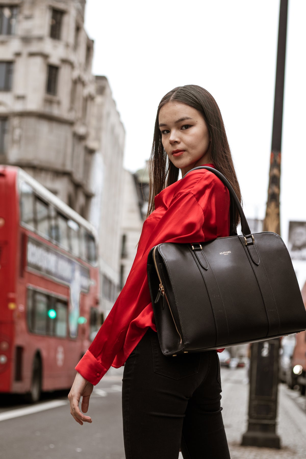 Alinari Tote, work tote in black textured Italian leather – worn on the shoulder