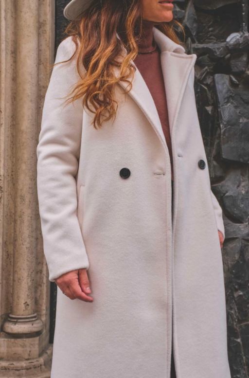 A Long coat - Alinari Firenze