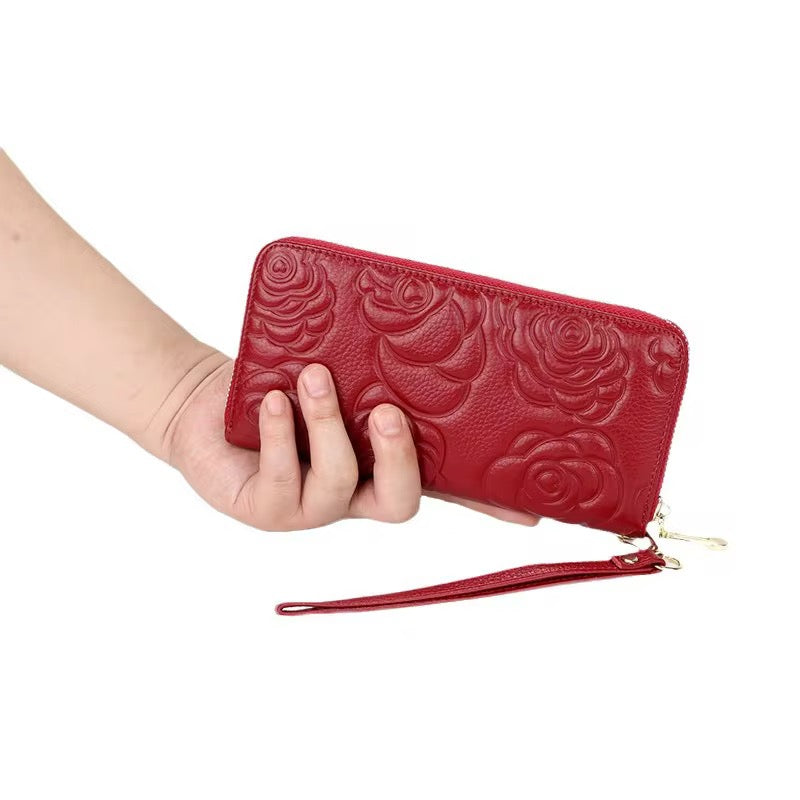 Elegant Wallet, zip-around wallet in red floral-embossed leather – product view 4 – Alinari Firenze