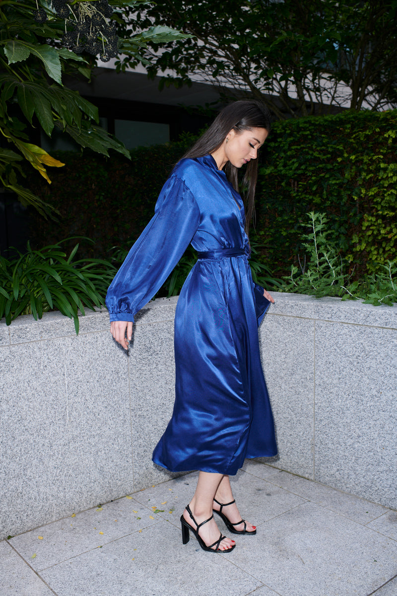 Elena, silk shirt dress in sapphire blue 100% Mulberry silk – on model – Alinari Firenze