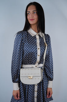 Naelie, crossbody bag in white diamond-quilted Italian leather with gold studs – worn crossbody