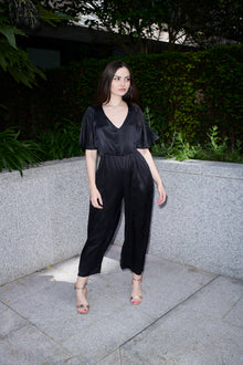 Vittoria, jumpsuit in black 100% Mulberry silk – on model – Alinari Firenze