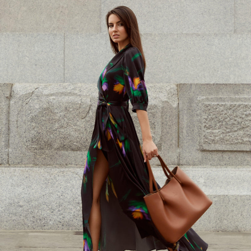 Viviene Tote, slim tote in camel Italian Ruga leather – carried by hand